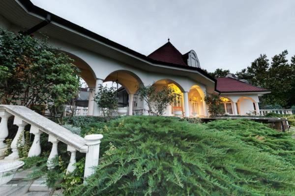 Kertvárosi Családi Ház Budapeste Exterior foto
